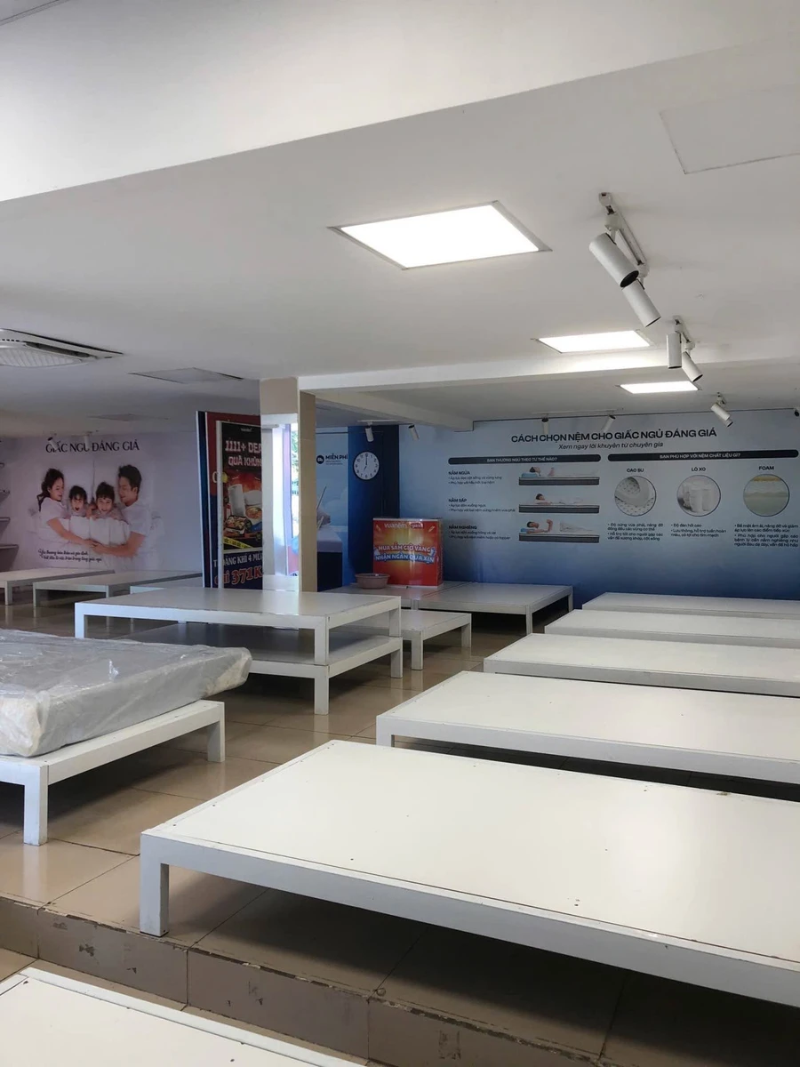 Cho thuê mặt bằng 189m² mặt tiền 12.6m Đồng Xoài 25 triệu/tháng - Ảnh thu nhỏ 2