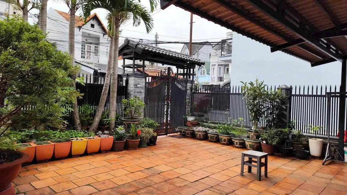 Bán nhà 3 mặt tiền 153m² sân vườn Đà Lạt - Ảnh thu nhỏ 4