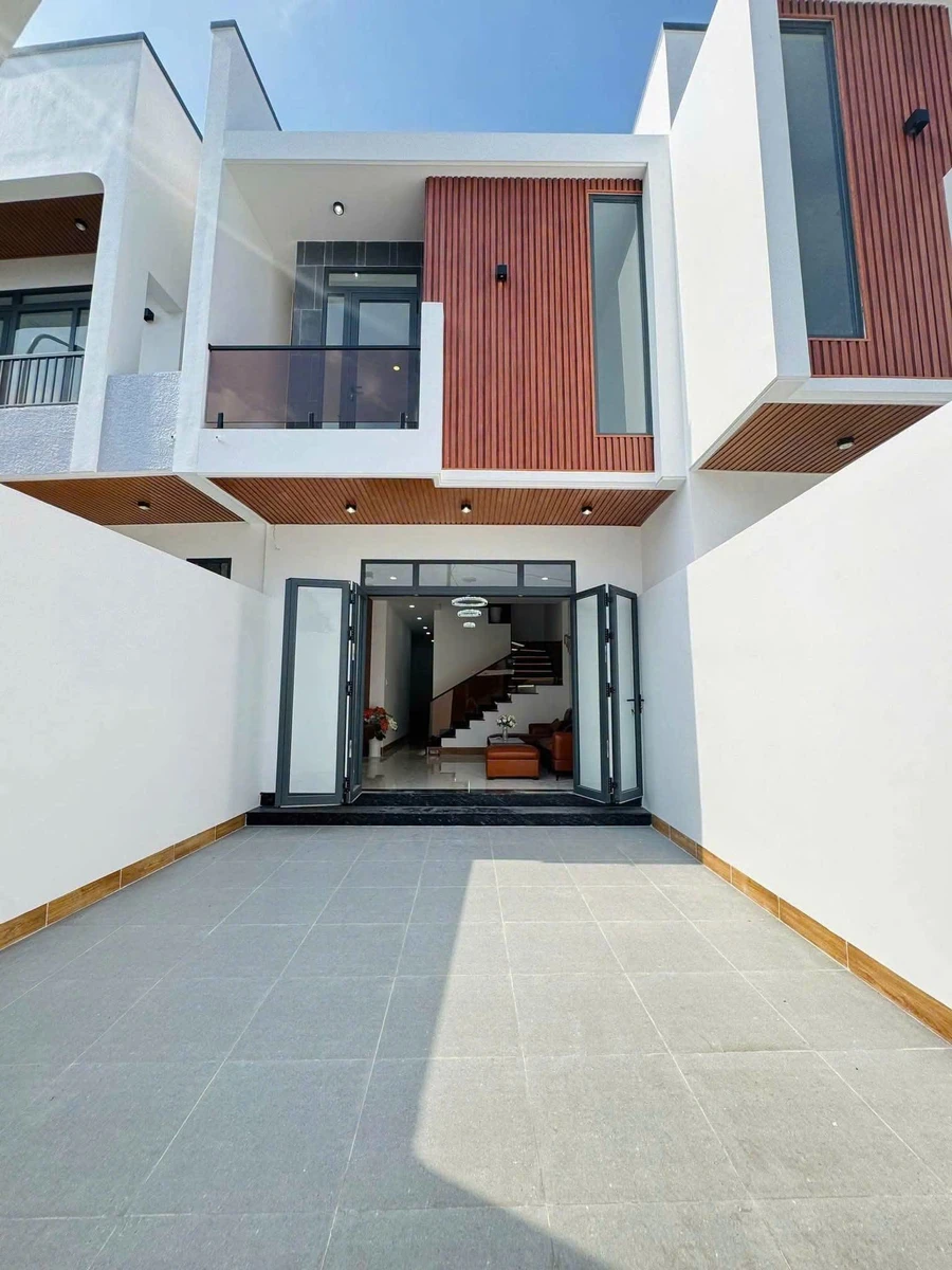 Bán nhà mặt tiền 103,95 m² 3 phòng ngủ Rạch Giá, An Giang 2,85 tỷ - Ảnh thu nhỏ 3