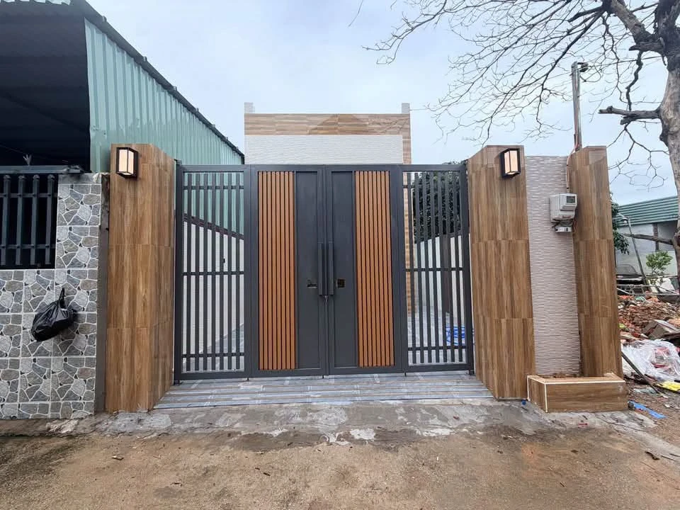 Bán nhà gác lửng 75m² 2 phòng ngủ Nhà Bè 2 tỷ 3 - Ảnh thu nhỏ 2