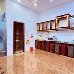 Bán nhà hẻm xe hơi 1 trệt 2 lầu, 4PN, 4.5x17m gần chợ Phan Huy Ích, giá 9 tỷ - Ảnh thu nhỏ 2