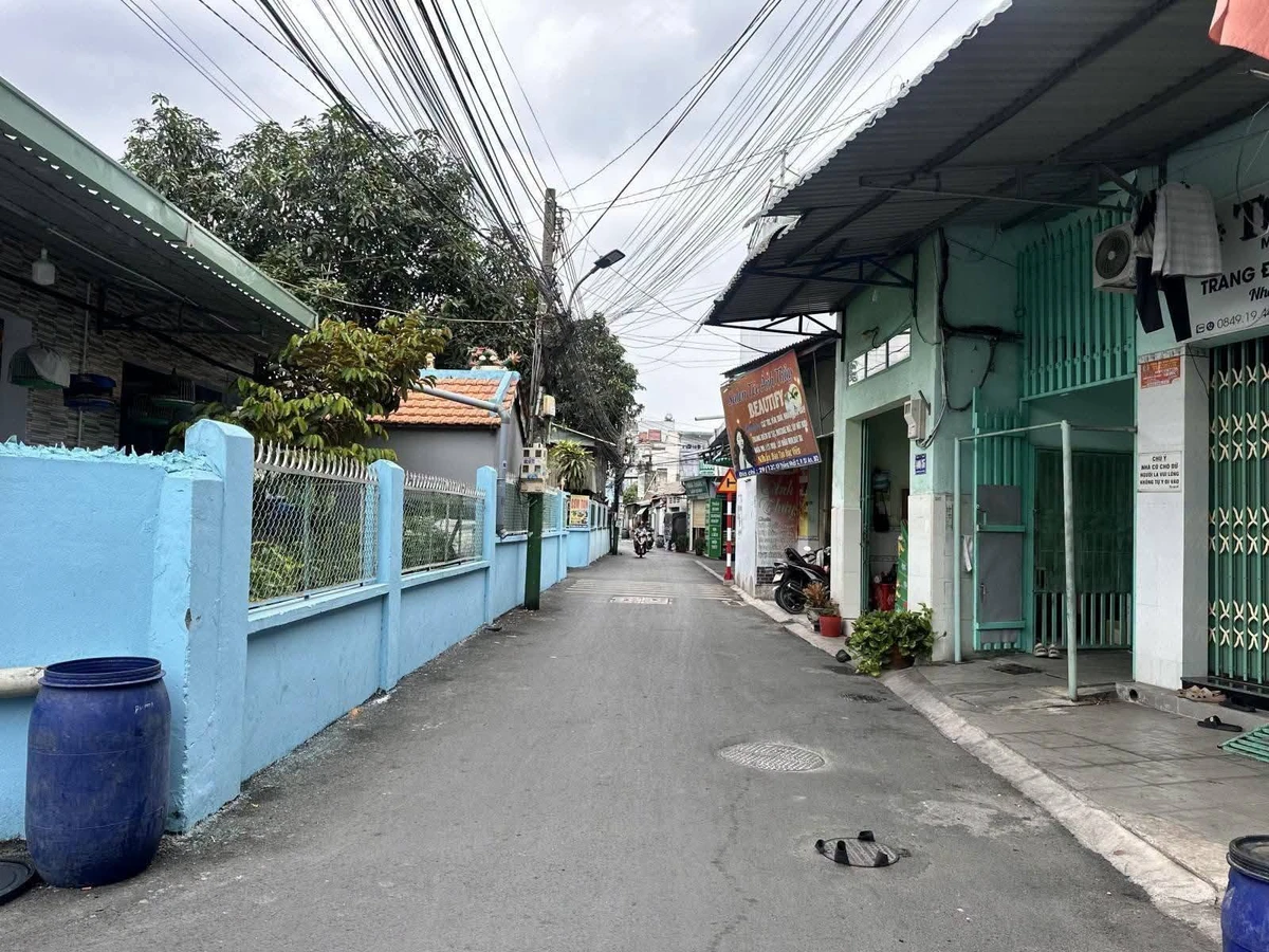 Bán dãy trọ 7 phòng và 1 kiot 100m2 gần KCN Sóng Thần, Dĩ An, giá 3,1 tỷ - Ảnh 1
