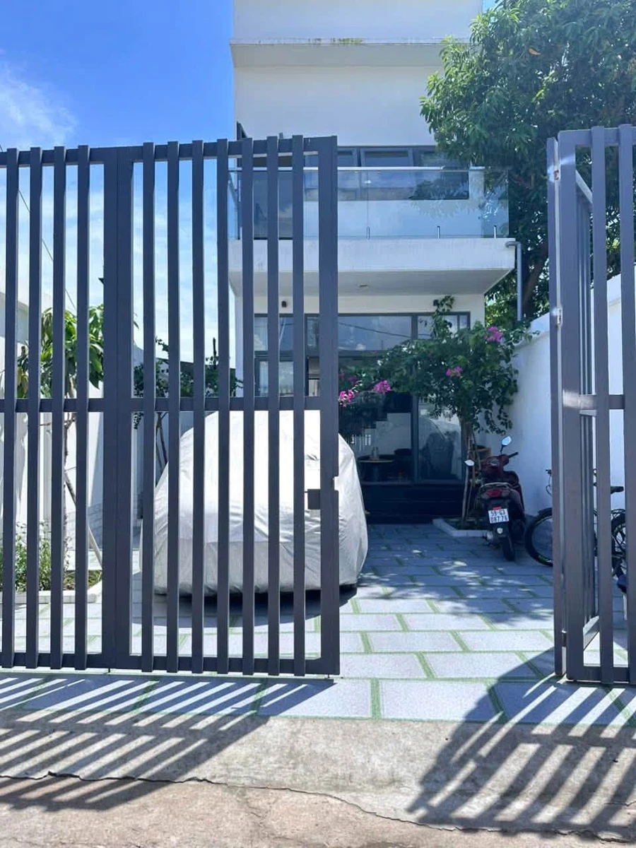 Bán nhà lầu mới 2PN 106m² Phú Long Bình Thuận 1.9 tỷ - Ảnh thu nhỏ 2