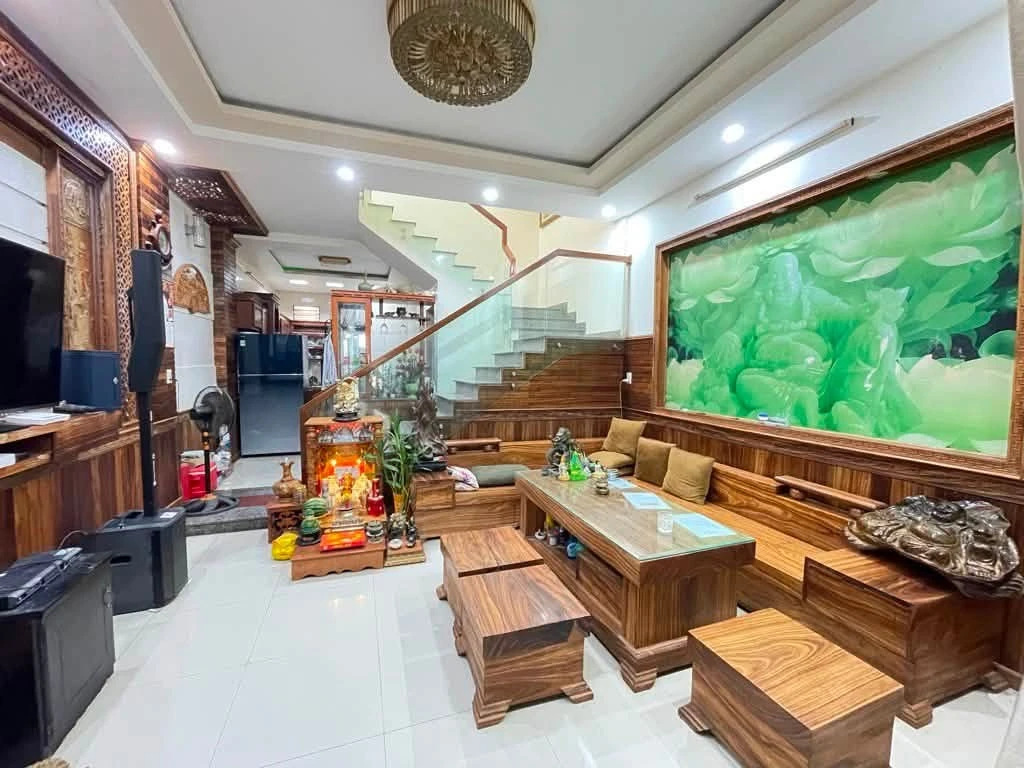 Bán nhà 2 tầng 60m2 Cách Mạng Tháng 8 giá 2,9 tỷ - Ảnh thu nhỏ 2