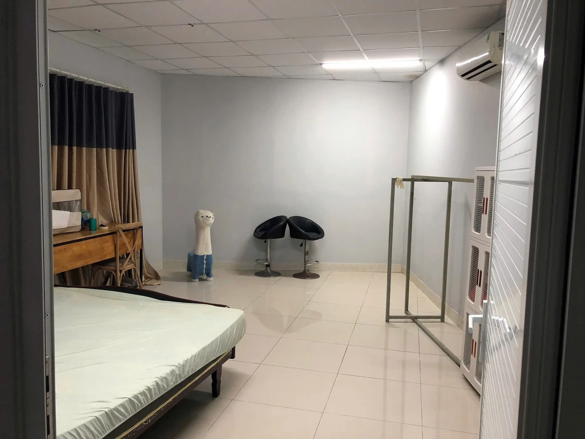 Cho thuê mặt bằng 150m2 CMT8 gần Ngã 6 Chùa Bà 28 triệu/tháng - Ảnh thu nhỏ 5