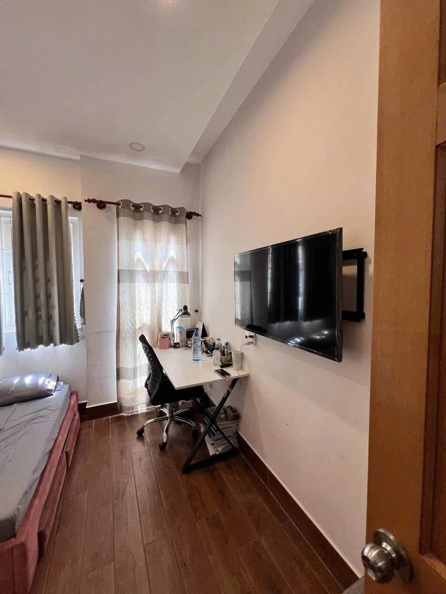 Bán nhà phố 4 tầng BTCT sát mặt tiền Hoàng Sa, Quận 3, 21m2, giá 5 tỷ - Ảnh thu nhỏ 3