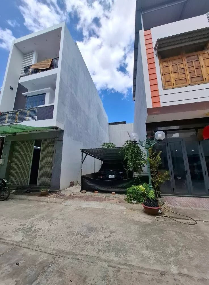 Bán lô đất 80m² Phan Rang Khánh Hòa giá 2,7 tỷ - Ảnh 1