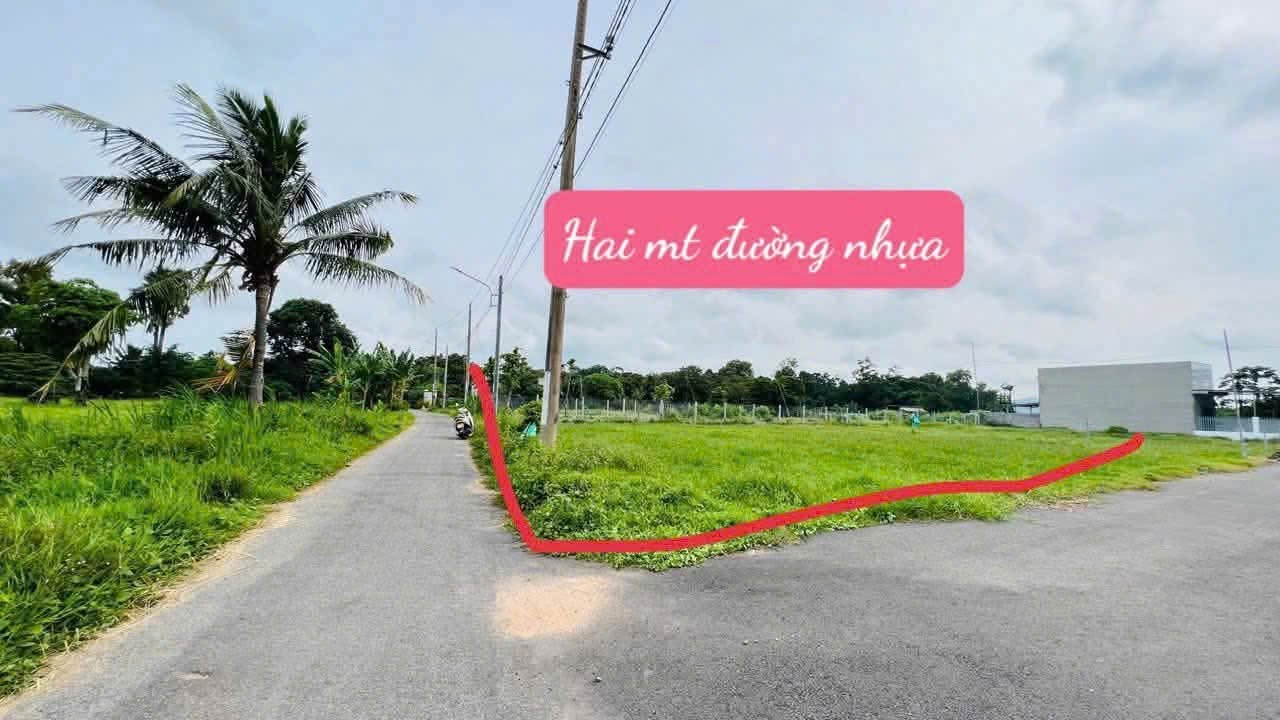 Bán đất mặt tiền Nguyễn Công Hoàn Đất Đỏ 140m2 1 tỷ