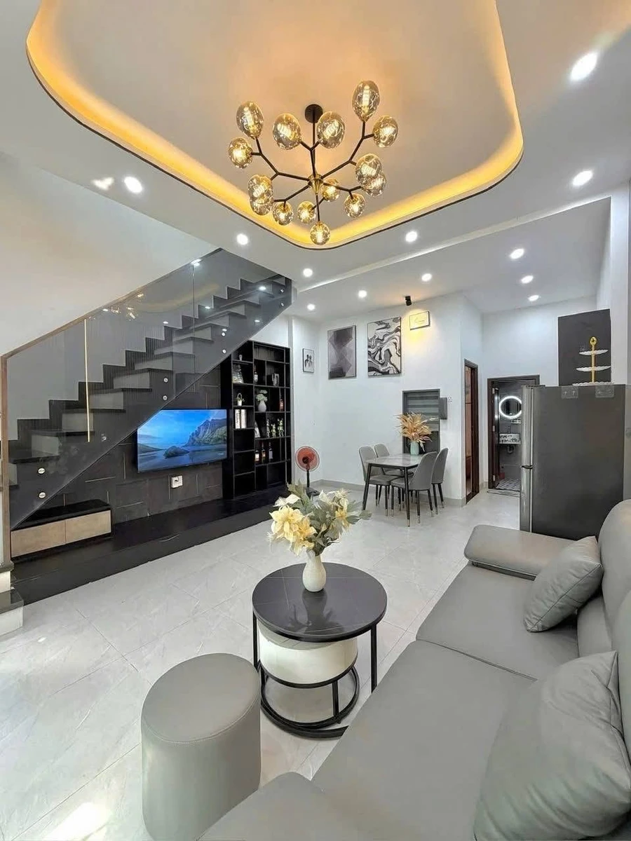 Nhà 2 tầng 3PN 51m² full nội thất gần biển Thanh Khê - Ảnh 1