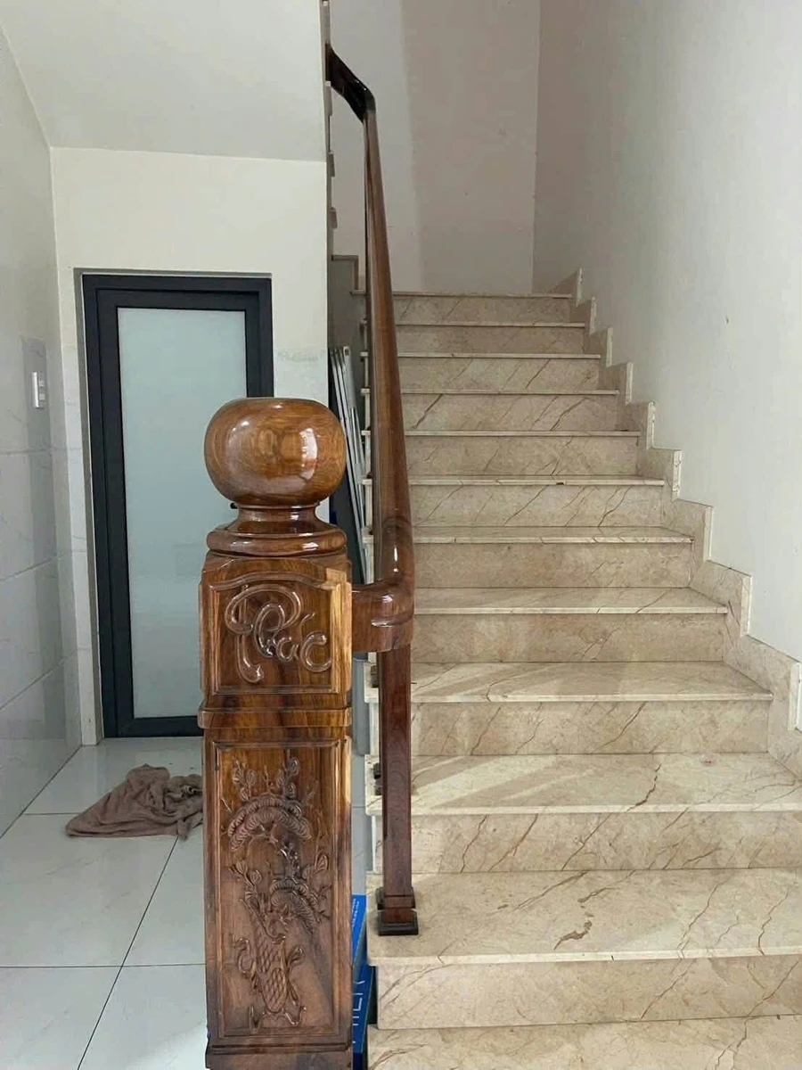 Bán nhà mặt tiền 3 tầng 5PN 164m2 Nguyễn Du - Ảnh thu nhỏ 4