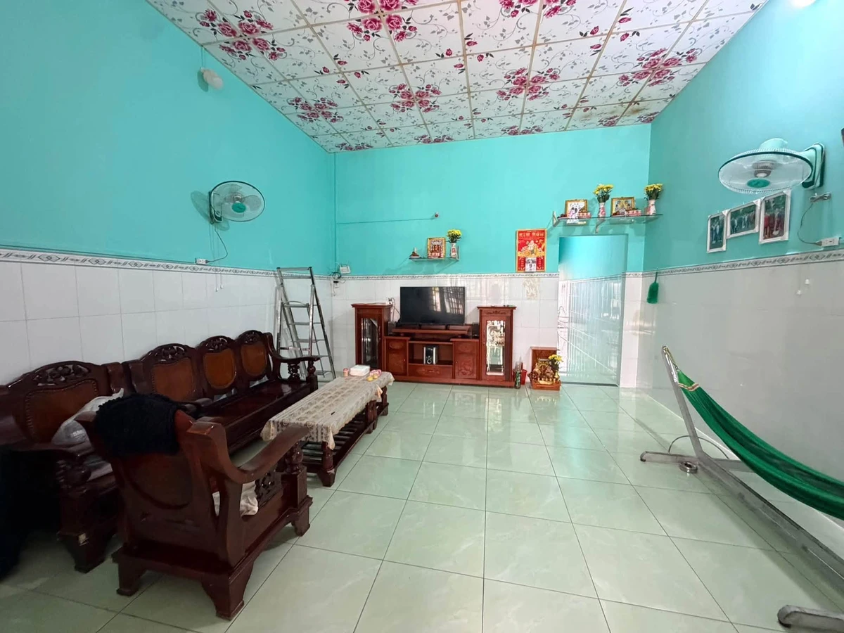 Bán nhà 5x27m, 2 phòng ngủ, giá 850 triệu tại Gò Dầu, Tây Ninh - Ảnh thu nhỏ 2