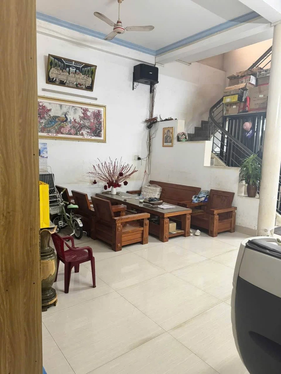 Bán nhà 4PN mặt tiền Chế Lan Viên, Quận 1, 124m² - Ảnh thu nhỏ 3