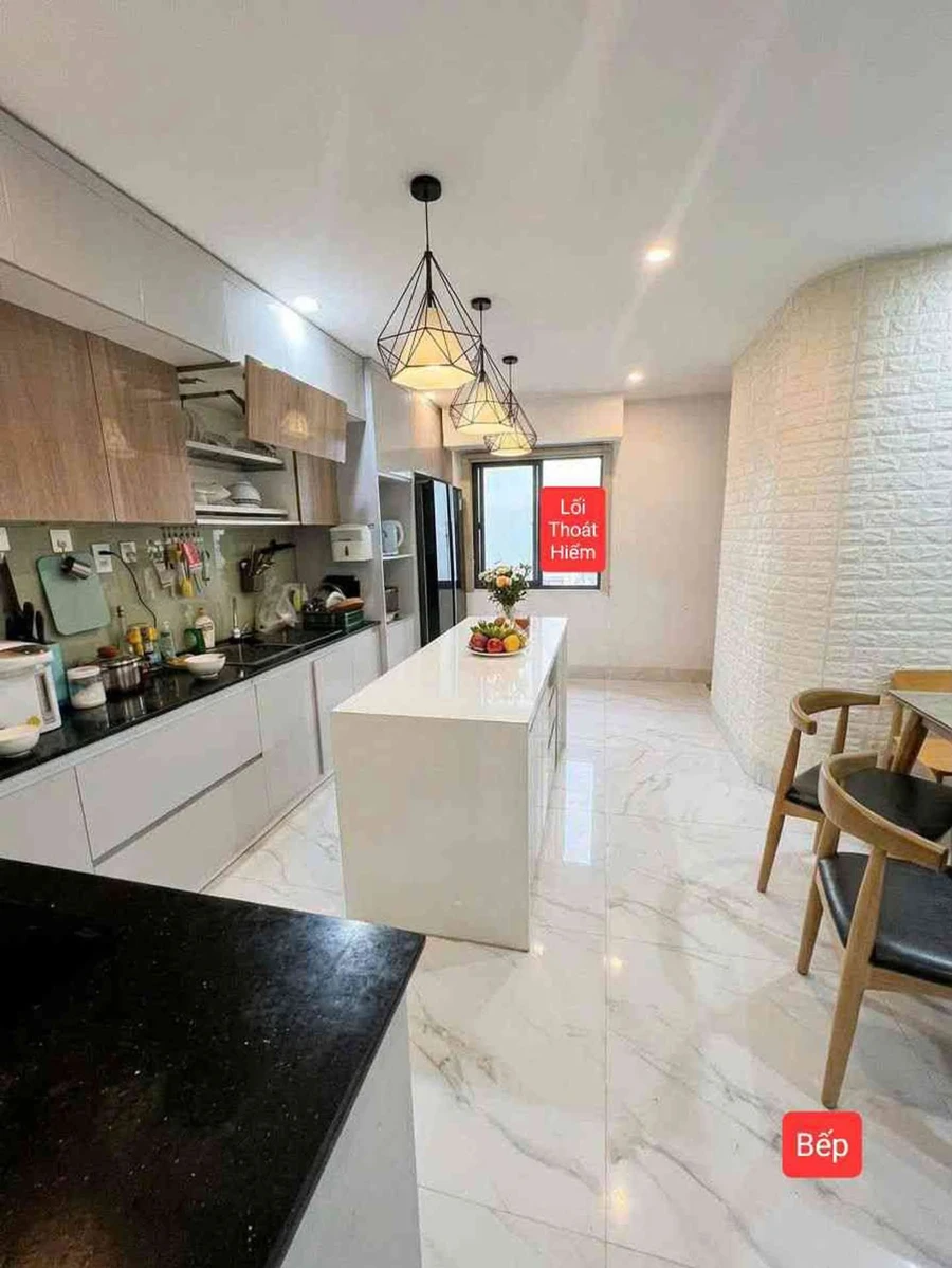 Bán nhà 3 tầng mặt tiền 90m² Nguyễn Giản Thanh, Đà Nẵng 6.8 tỷ - Ảnh thu nhỏ 4
