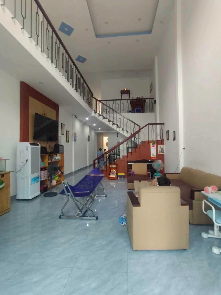 Bán nhà 1 trệt 1 lầu 115m2 khu Sao Mai, Phường 7, TP Bến Tre giá 3,4 tỷ - Ảnh thu nhỏ 3