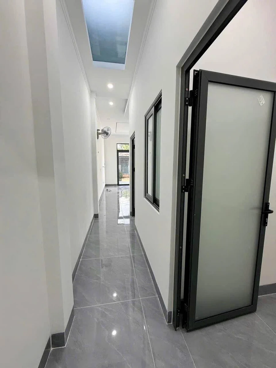 Bán nhà mới hoàn thiện 5x22m, 2 phòng ngủ, giá 1,35 tỷ gần Buôn Ma Thuột - Ảnh thu nhỏ 4