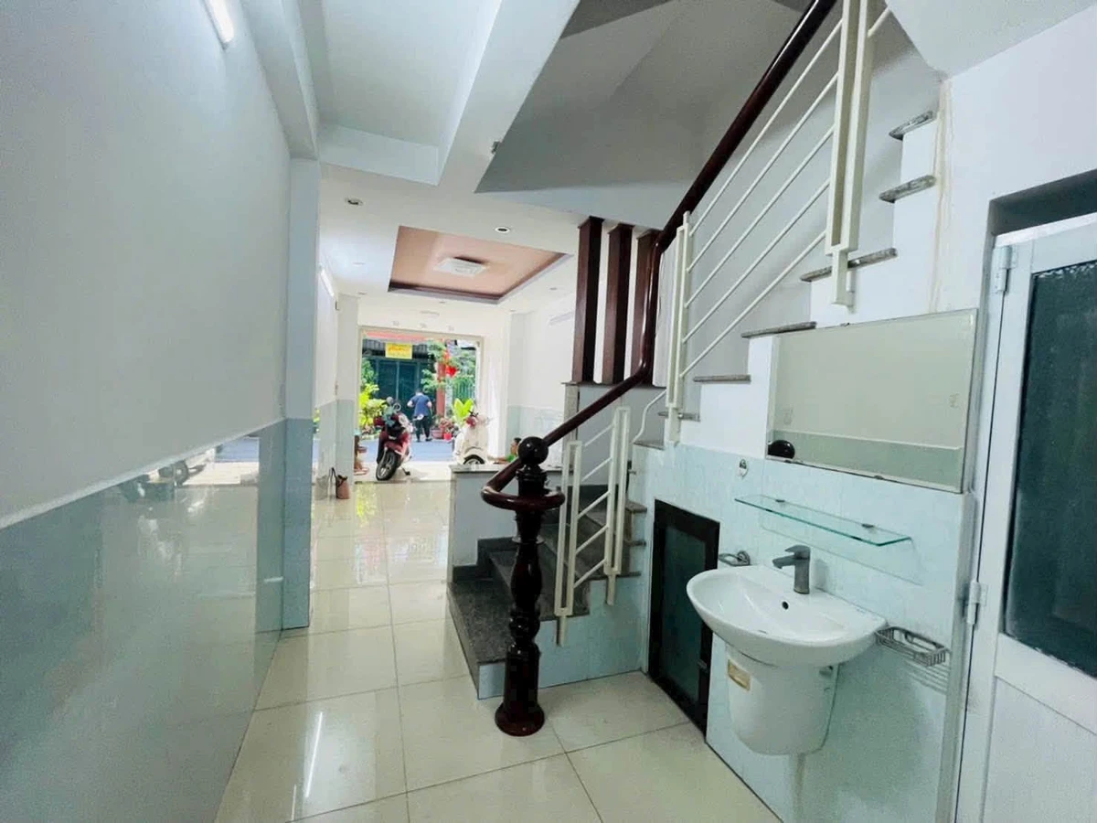 Bán nhà 3 tầng 4PN 50m² Huỳnh Văn Bánh 9.28 tỷ - Ảnh thu nhỏ 3