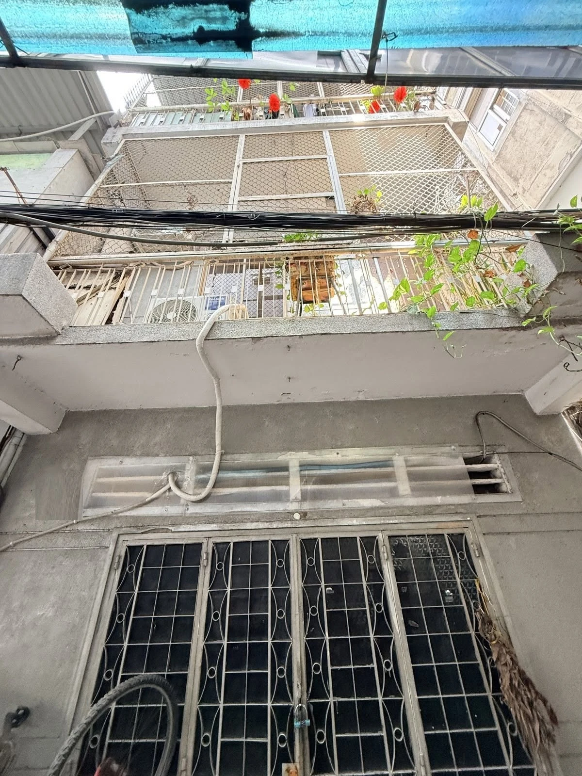 Bán nhà hẻm 3m Bến Chương Dương, Quận 1, 31m², 3 tầng 3PN, nhỉnh 8 tỷ - Ảnh 1