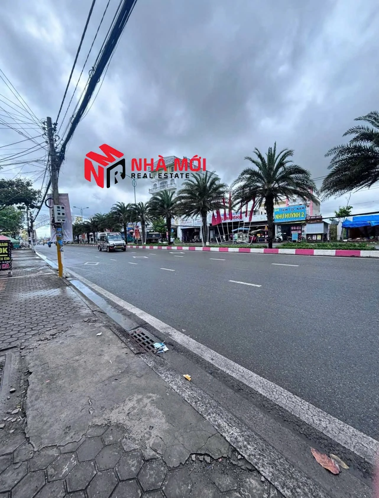 Cho thuê nhà mặt tiền Nguyễn Tất Thành 200m² – 13 triệu/tháng - Ảnh 1