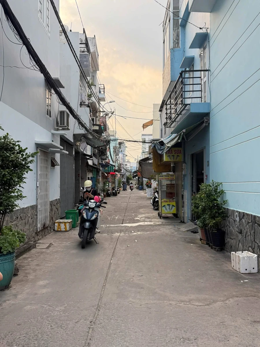 Bán nhà Bình Hưng Hòa A 48m² 5PN 4.99 tỷ - Ảnh thu nhỏ 3