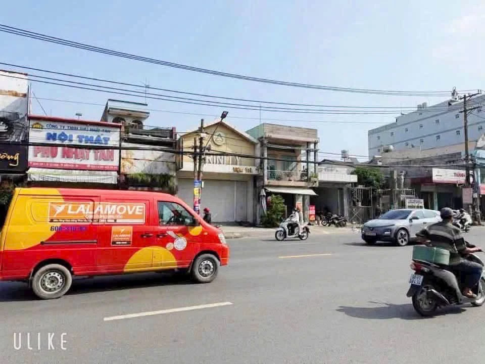 Bán nhà mặt tiền Quốc Lộ 1A 200m² Nhà Bè 8,9 tỷ - Ảnh 1