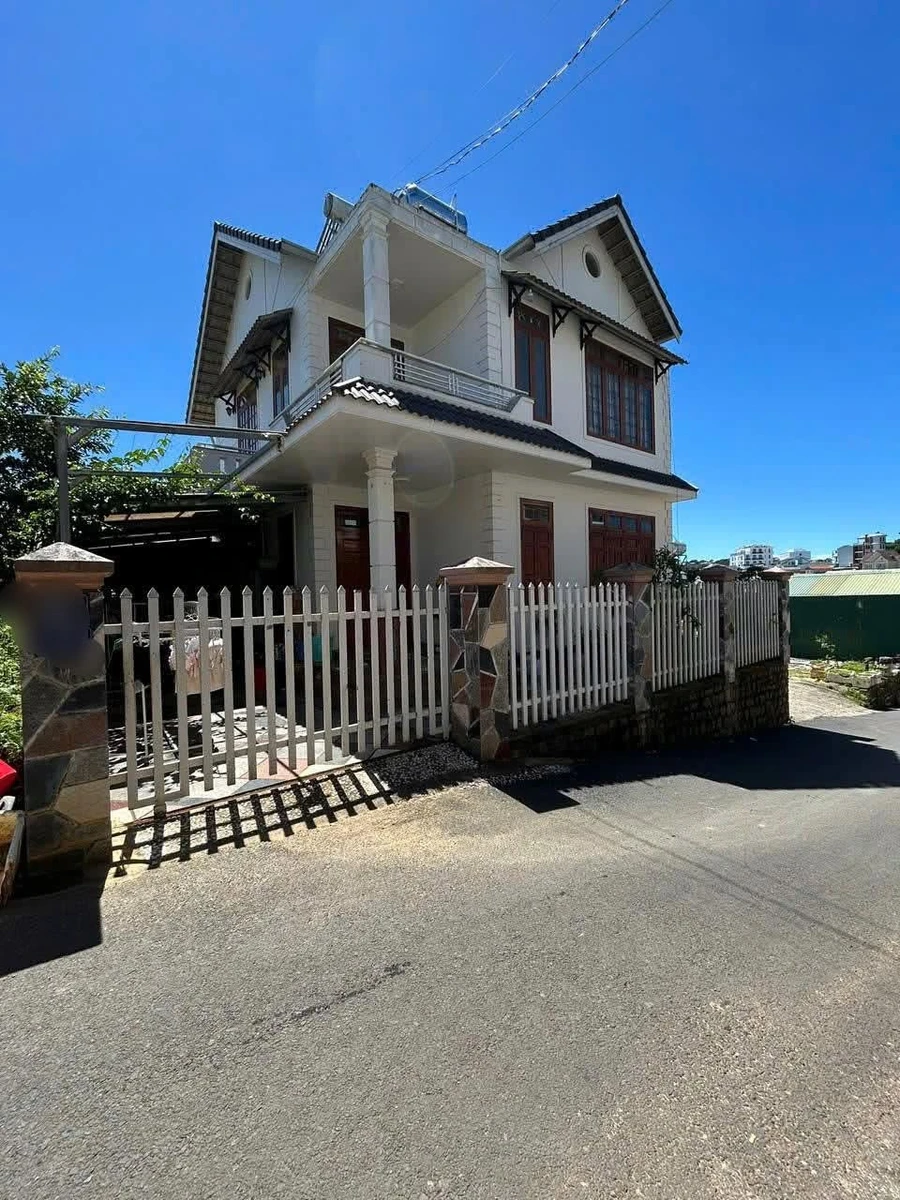 Bán nhà phố Đà Lạt 159m² 3PN 8,5 tỷ - Ảnh 1