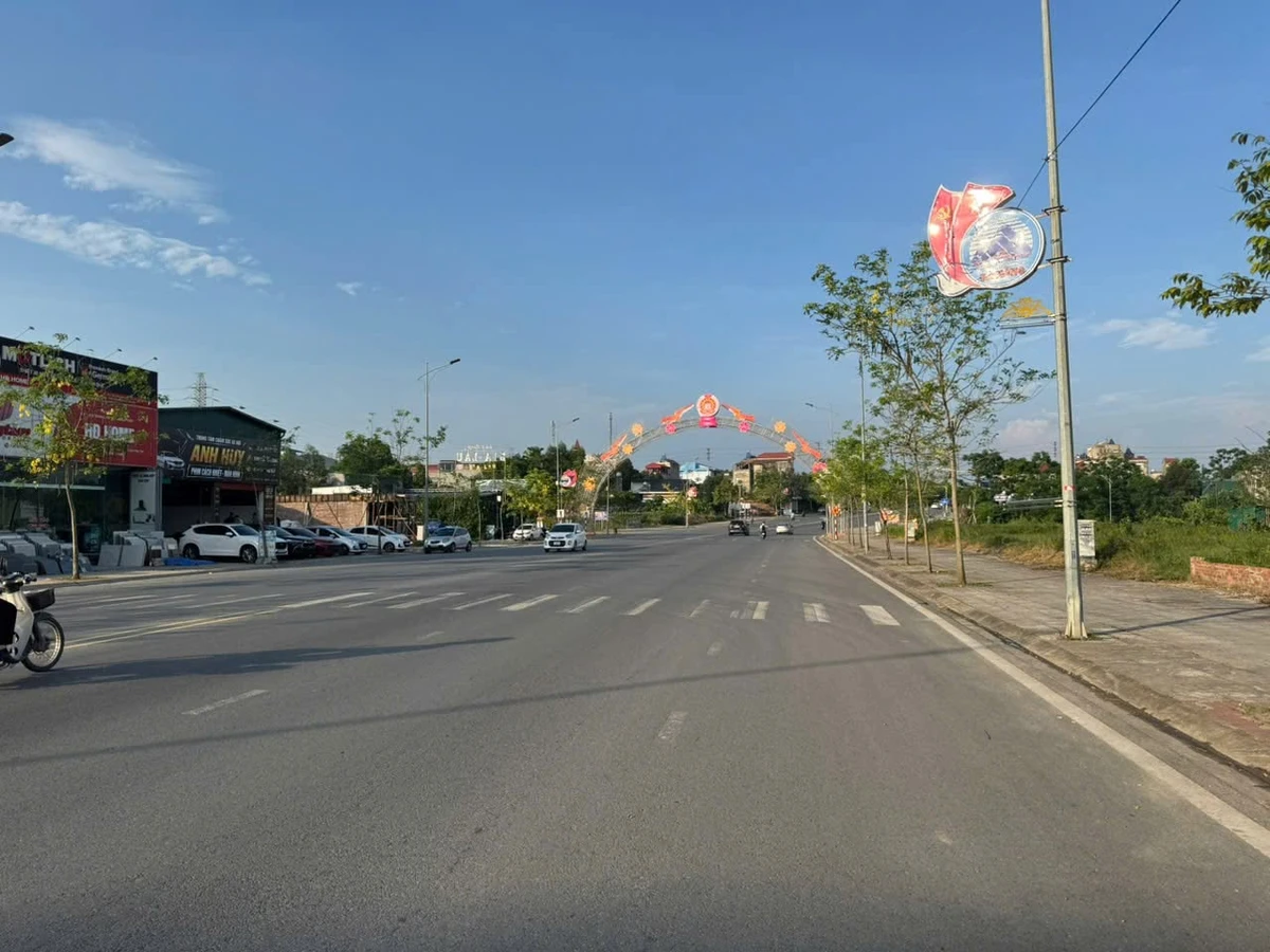 Bán shophouse mặt tiền 5m Nguyễn Tất Thành, 90m² - Ảnh thu nhỏ 4