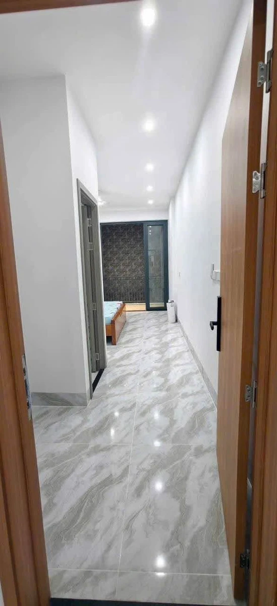 Bán nhà mặt tiền Huỳnh Thúc Kháng, 95m², 3PN, 5WC, Quy Nhơn 8 tỷ - Ảnh thu nhỏ 4