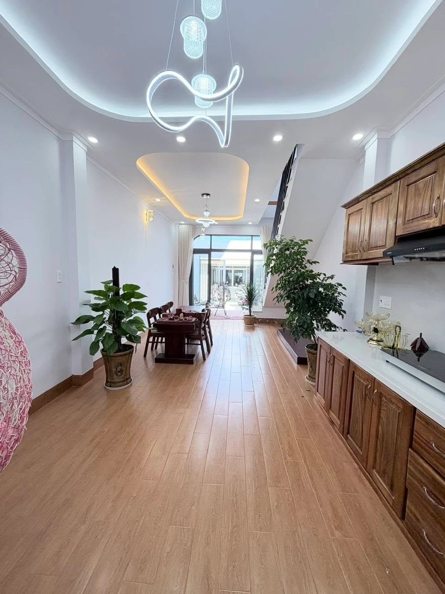Nhà lầu mới xây 96m² 2 phòng ngủ, Phan Thiết, 2 tỷ 750 triệu - Ảnh thu nhỏ 3