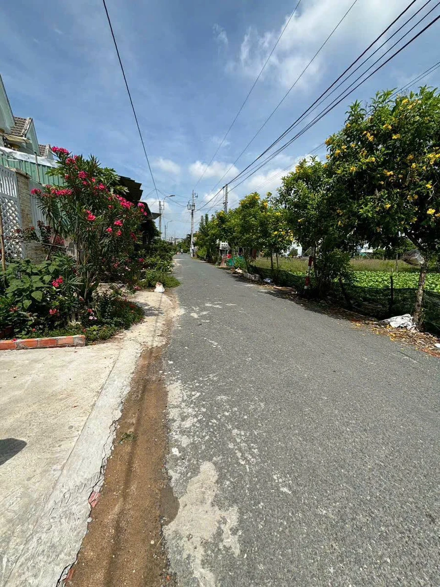 Nhà lầu mặt tiền 126,5m² Xã Long Thượng 3,26 tỷ - Ảnh thu nhỏ 2