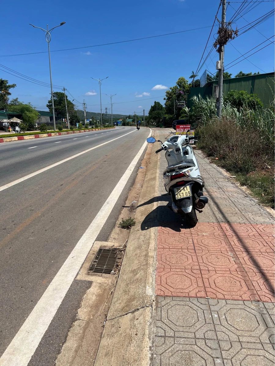 Bán đất mặt tiền Lê Lợi Phú Hòa Gia Lai 281m2 1 tỷ 1 - Ảnh thu nhỏ 2