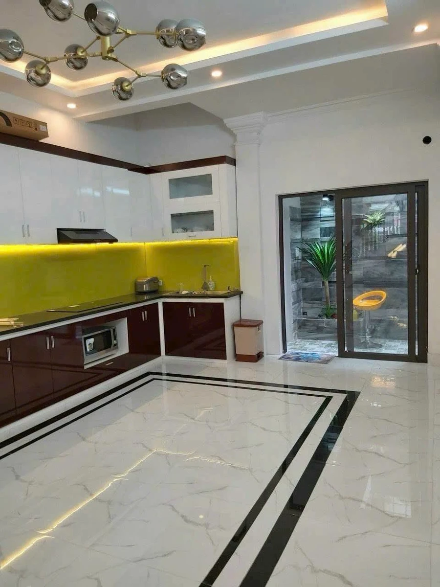Bán nhà phố 66m2 4 tầng Văn Cao, Tân Bình, 5 tỷ - Ảnh thu nhỏ 3