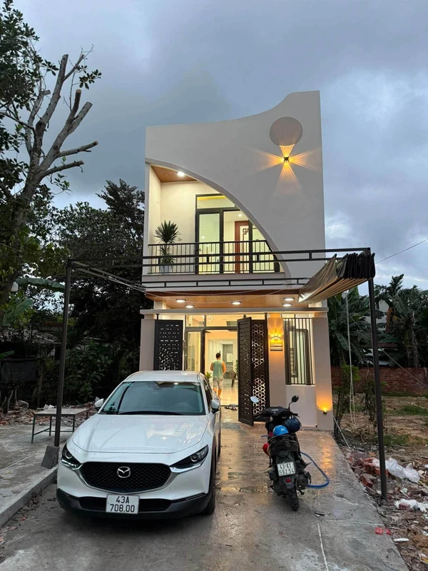 Bán nhà 2 tầng 200m2 (100m2 đất) 3PN, Hoà Xuân, Đà Nẵng