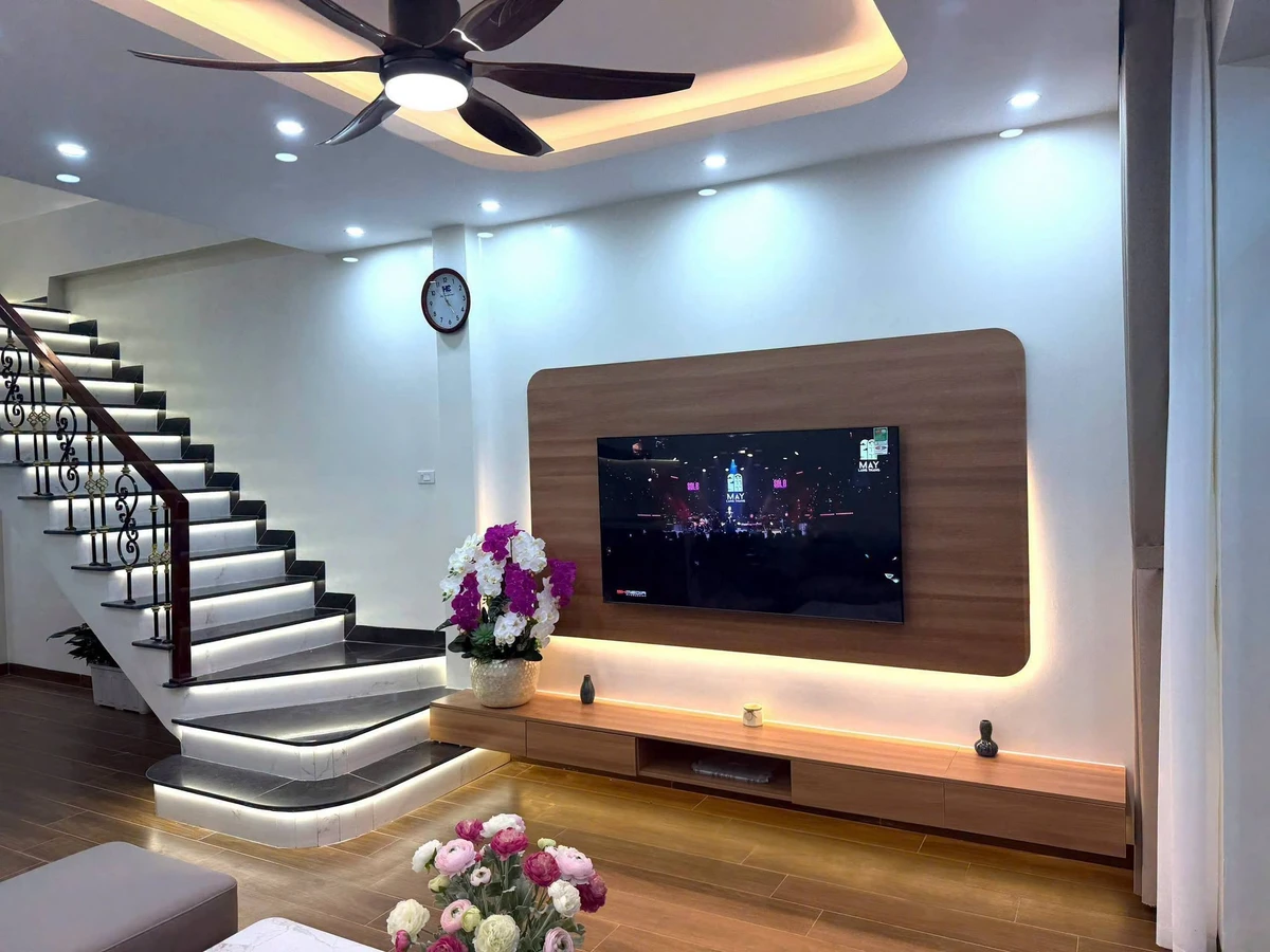 Bán nhà 3 tầng 67m2 Hùng Vương Việt Trì 4 tỷ 450 triệu - Ảnh thu nhỏ 2