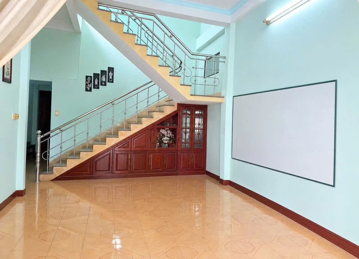 Bán nhà 110m2 Phạm Văn Nghị, hơn 5 tỷ - Ảnh 1