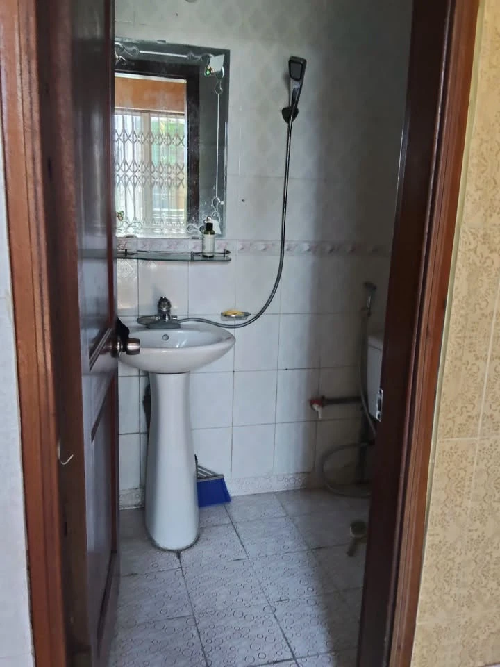 Bán nhà 3 tầng 72.7m2 Nguyễn Văn Cừ Quận 7 - Ảnh thu nhỏ 5