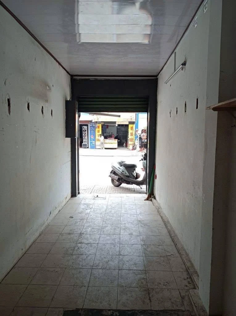 Cho thuê mặt tiền CMT8 Q.3, 16m², 14 triệu/tháng - Ảnh thu nhỏ 4