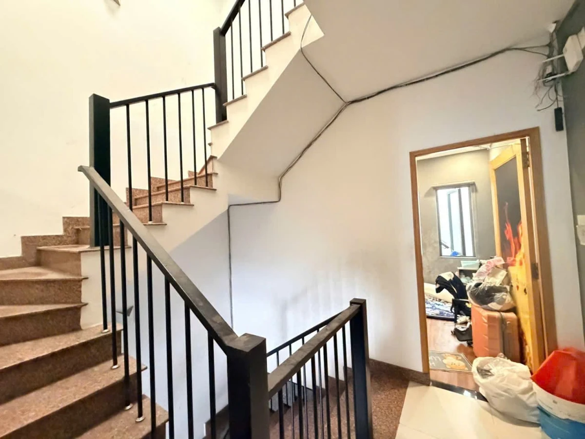 Nhà 3 tầng 3PN 76m² Tăng Nhơn Phú A, Quận 9 giá 6.2 tỷ - Ảnh thu nhỏ 4