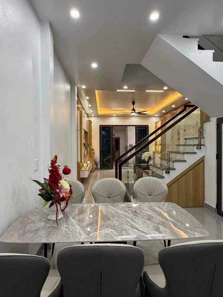 Bán nhà 3 tầng 51m² mặt tiền 4.5m Hải Phòng - Ảnh thu nhỏ 2