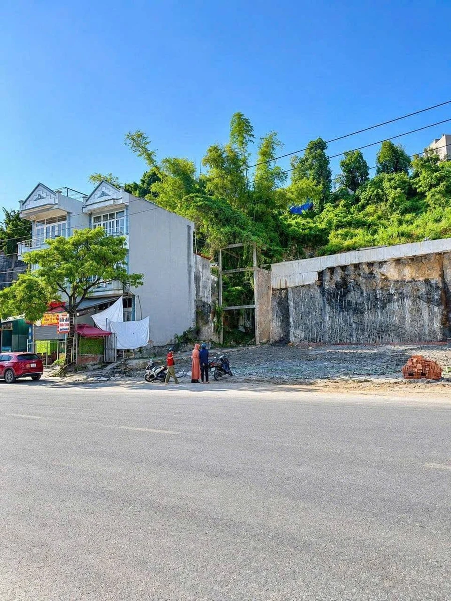 Bán đất Hà Lầm Hạ Long 1.115m² mặt tiền 32m giá 50 tỷ - Ảnh thu nhỏ 2