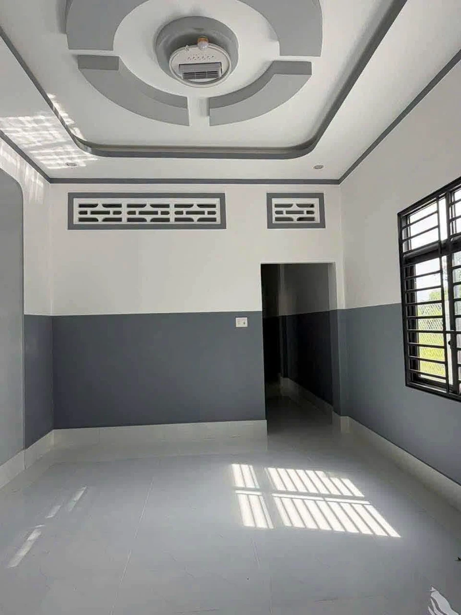 Bán nhà Tây Ninh 2 phòng ngủ 50m2 giá 7 tỷ - Ảnh thu nhỏ 3