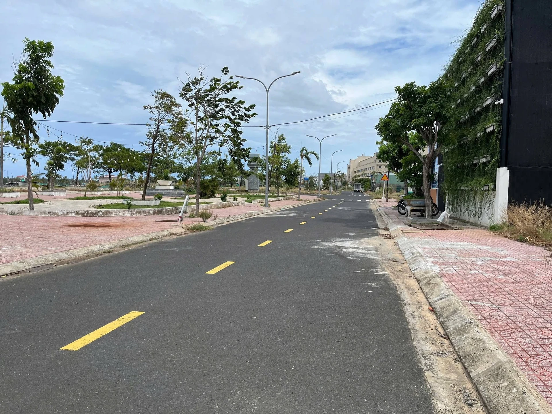 Bán lô đất mặt tiền 126m2 Lương Sỷ Bổ, Nhà Bè - Ảnh 1