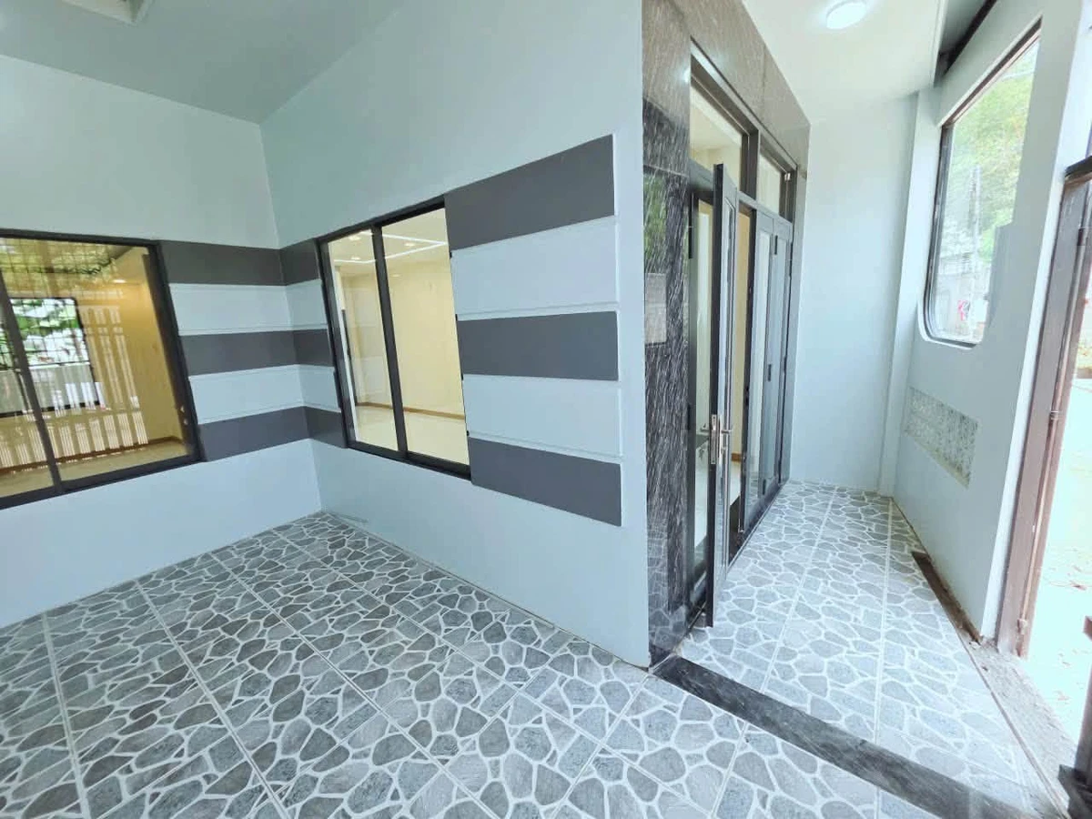 Bán nhà 2 tầng 65.8m² Xóm Chiếu Bình Tân, 3PN, giá 3.85 tỷ - Ảnh thu nhỏ 2