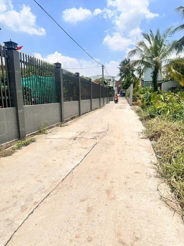 Bán đất 113m2 đường T11 xã Tân Quý Tây, Bình Chánh, giá 2,8 tỷ