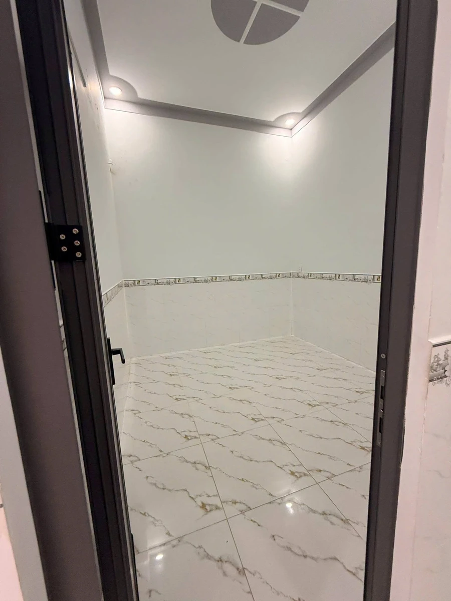 Cho thuê nhà 2PN 100m² gần chợ Thới Tứ, Hóc Môn - Ảnh thu nhỏ 3