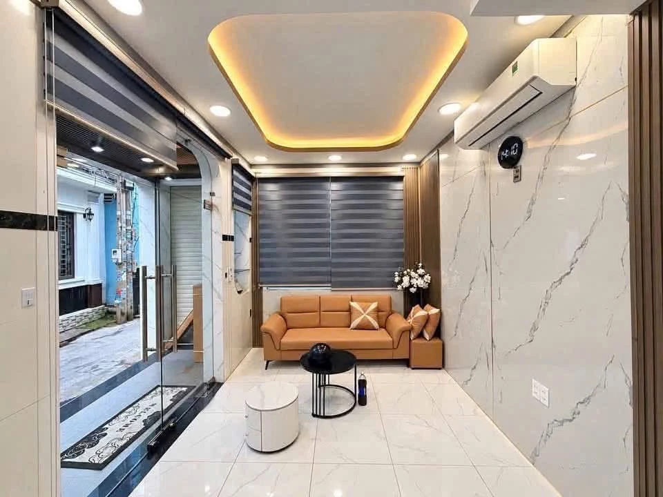 Bán nhà góc 3 mặt tiền 75m2, 2 phòng ngủ, Quận 12 - Ảnh thu nhỏ 4