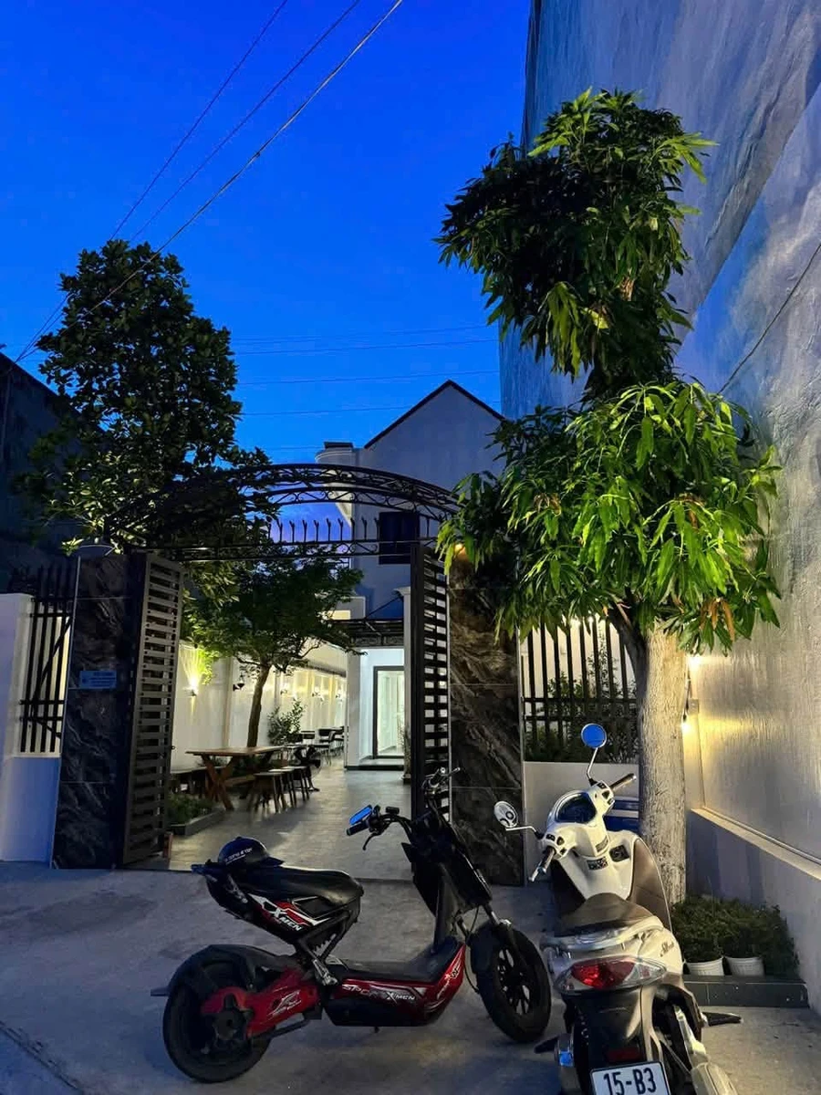 Bán shophouse 185m2 Trại Lẻ, Quận 1, kinh doanh quán cà phê, 16 tỷ - Ảnh 1
