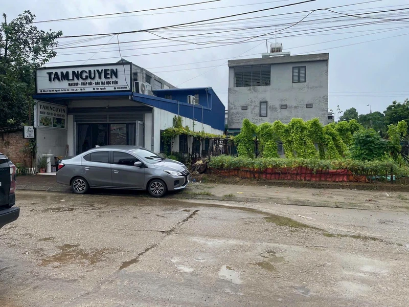 Bán đất 100m² mặt tiền Nguyễn Du, Phú Thọ, 4 tỷ