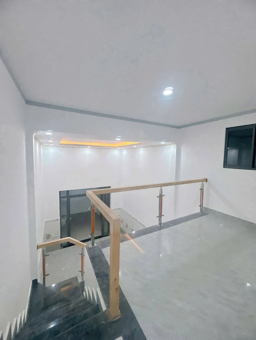Bán nhà cấp 4 gác lửng 72m2, 3 phòng ngủ, đường Phạm Ngũ Lão, Dĩ An, Bình Dương - Ảnh thu nhỏ 5