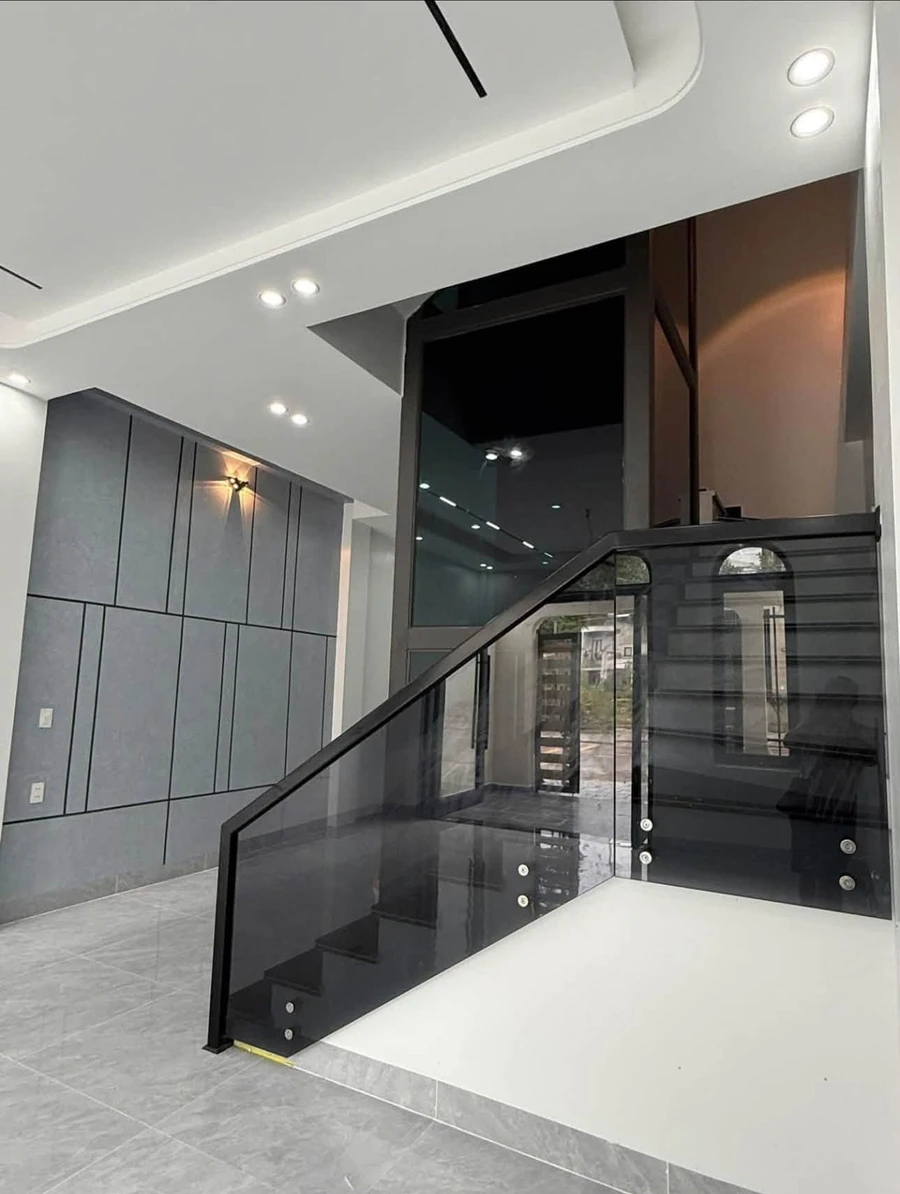 Nhà 4 tầng 75m2 Khu TĐC Cao Thắng Thủ Đức - Ảnh thu nhỏ 3