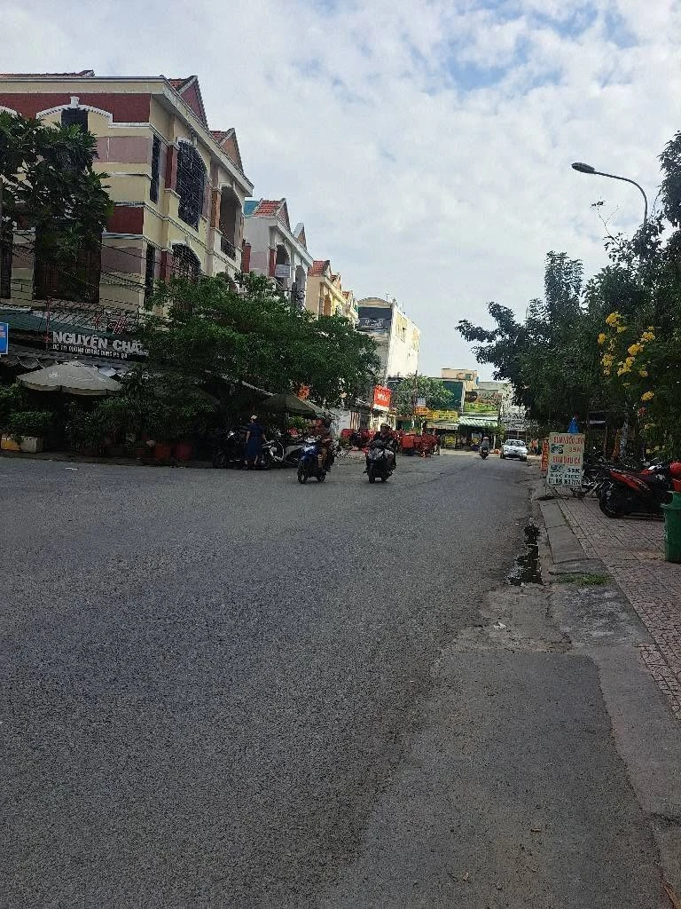 Bán nhà mặt tiền Tạ Quang Bửu 110m2, nhỉnh 7 tỷ - Ảnh thu nhỏ 2